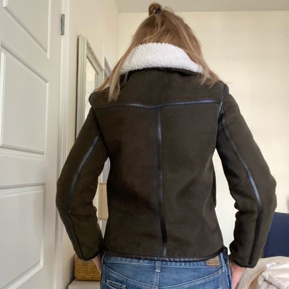 Sherpa Motocycle Jacket - Picture 5 of 7